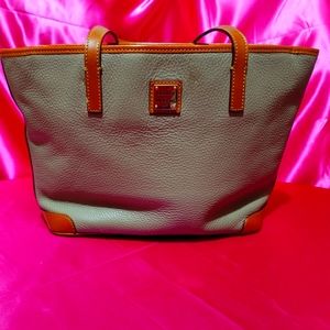 Dooney and bourke tote